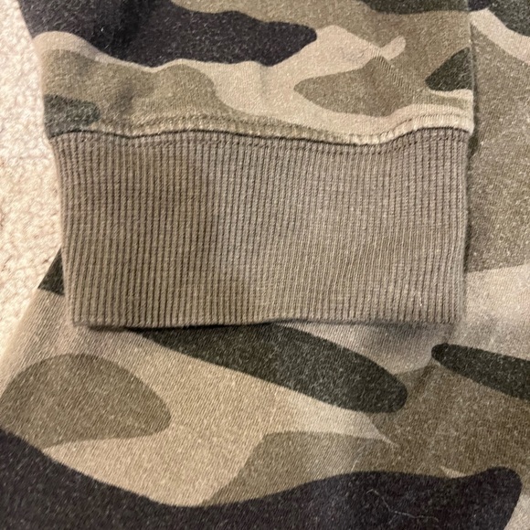 Torrid Camouflage Sweatshirt with Leopard Floral Design - Picture 5 of 9